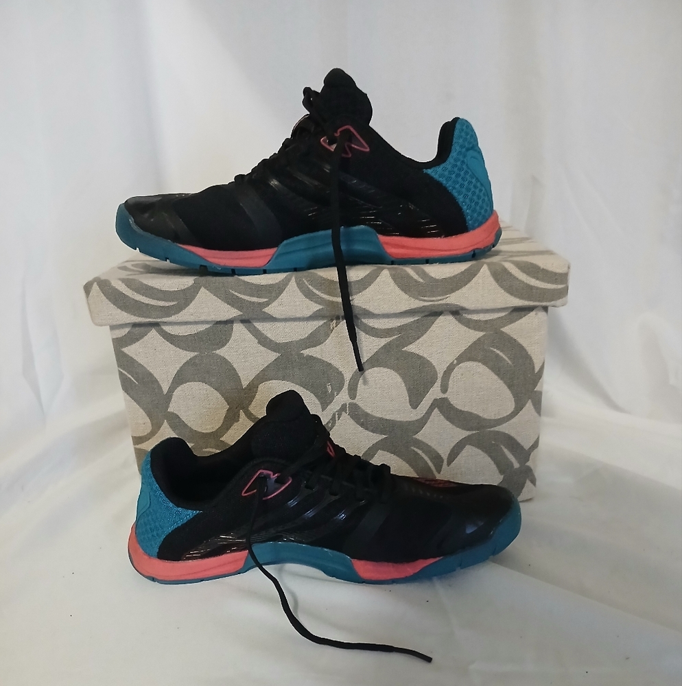 INOV unisex shoes